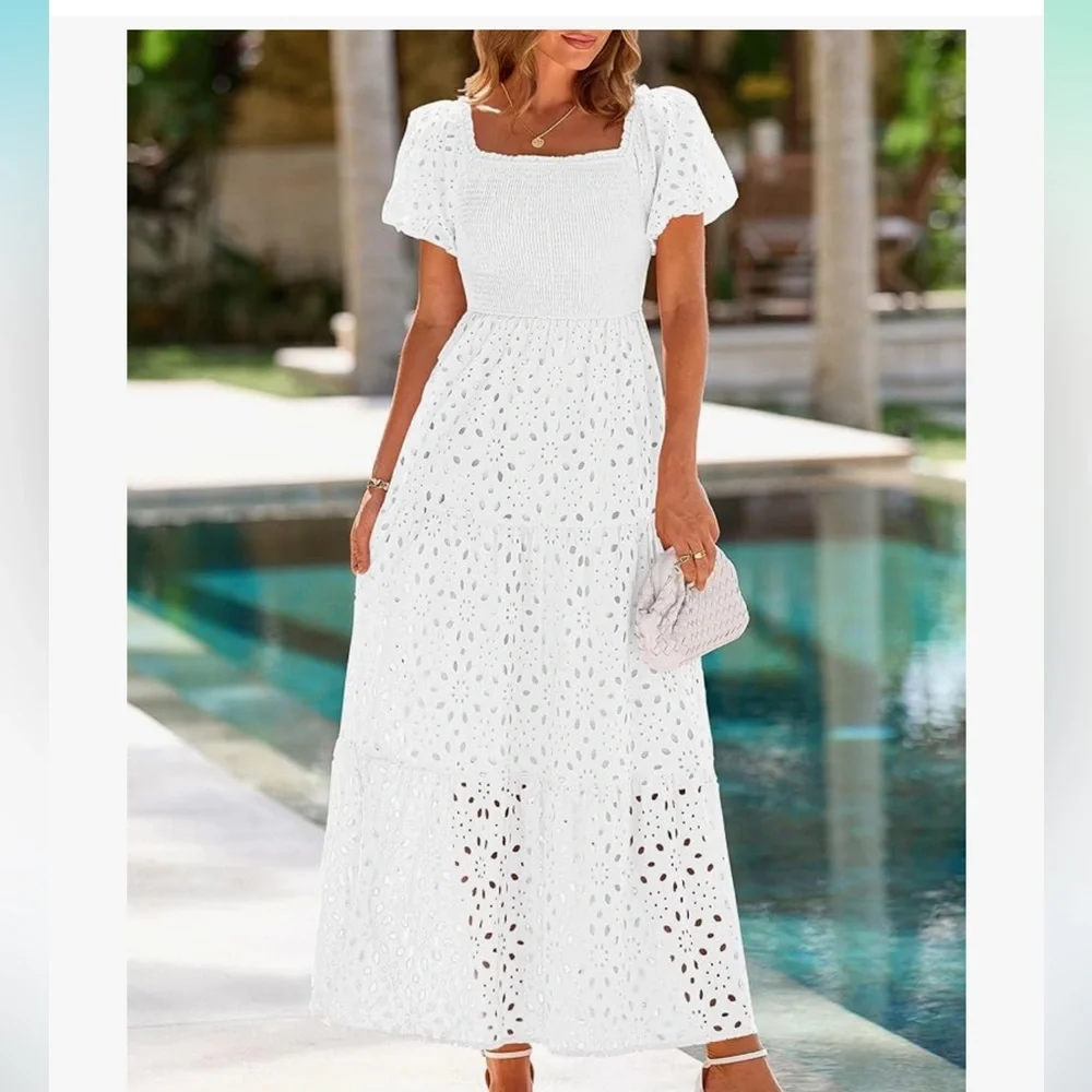 Elegant White Lace Maxi Dress - Picture 5 of 12